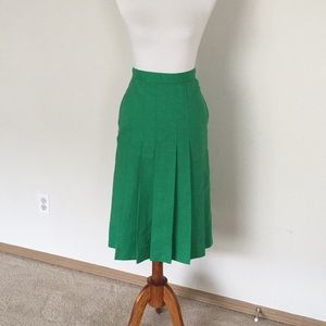Villager Vintage 1940's pleated skirt w/pockets